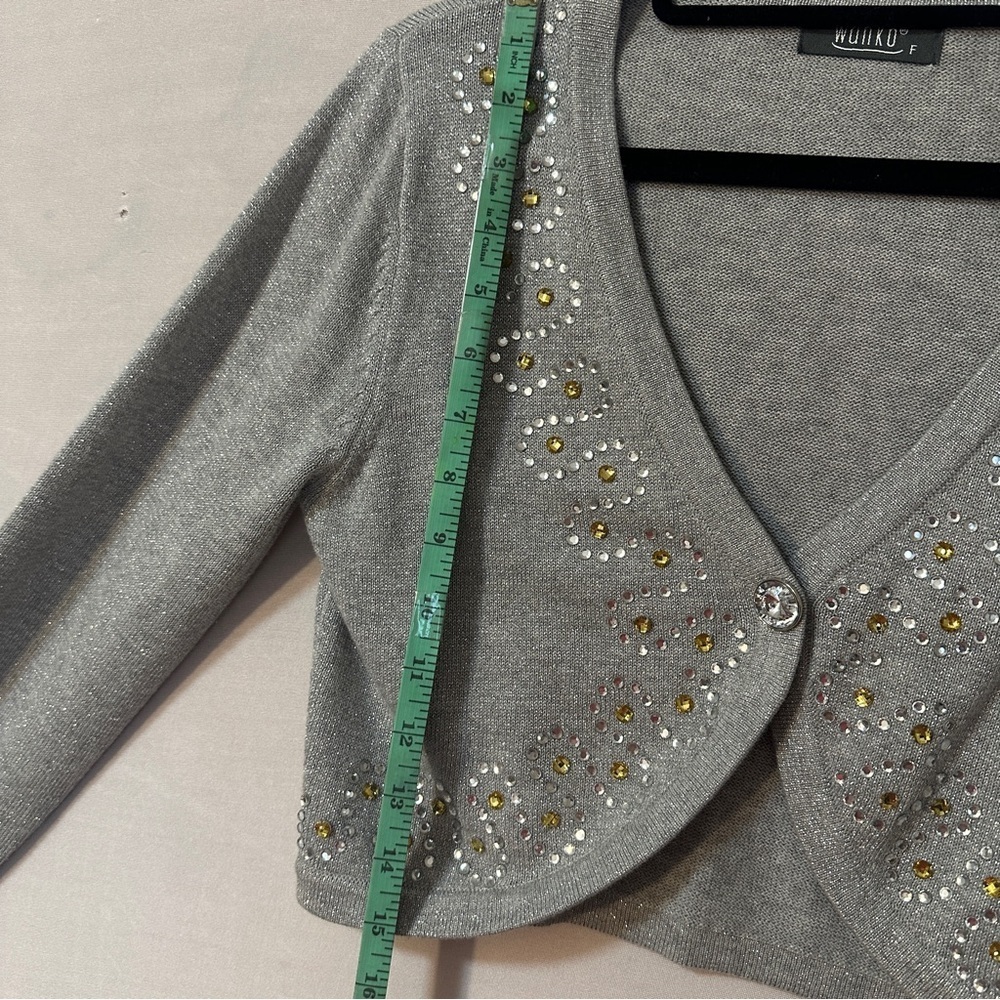 Wanko Gray Knit Shrug with Beaded V-Neck (S/M) - Picture 10 of 12